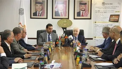 الأردن توقع مذكرة تفاهم لإنشاء مصنع عربي لإنتاج أجهزة الكمبيوتر