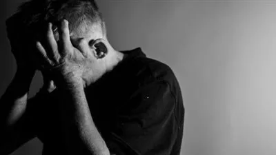 كيف تكتشف وجود مريض نفسي في منزلك على وشك الانتحار؟