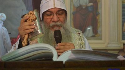 في عيد رهبنته الـ 41 .. تعرف على الأنبا مكاريوس أسقف المنيا 