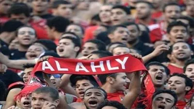 تعاون بين قوات الأمن وجماهير الأهلي قبل مواجهة الهلال السوداني