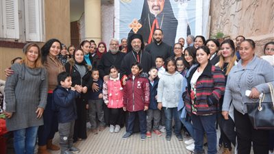 بطريرك الأقباط الكاثوليك يحتفل بعيد العذراء الحبل بلا دنس بكنيسة الدخيلة بالإسكندرية