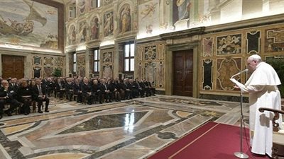 البابا فرنسيس يستقبل وفدا من الصندوق الوطني الإيطالي لكُتاب العدل