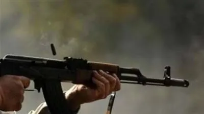 جندي إيراني يطلق النار في ميناء 