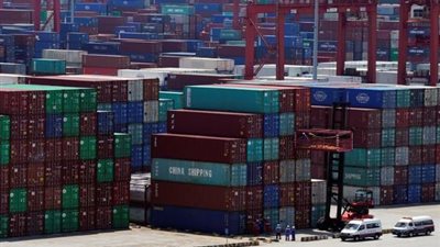 صادرات الصين تنخفض لشهر نوفمبر.. ونمو الواردات يشير إلى استعادة الطلب