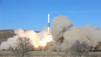 الصين تطلق صاروخين من طراز كويزهو في ست ساعات