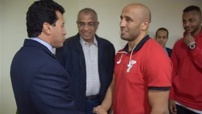 وزير الرياضة يلتقي منتخب مصر للملاكمة قبل معسكرهم التدريبي بأذربيجان