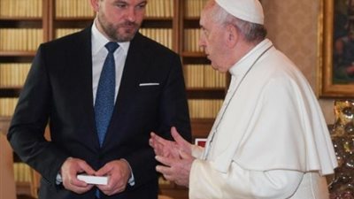 البابا فرنسيس يستضيف رئيس وزارء سلوفاكيا