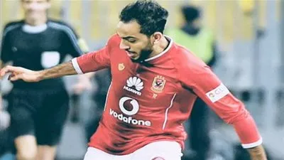  محمود كهربا يوقع على عقود انتقاله للأهلي