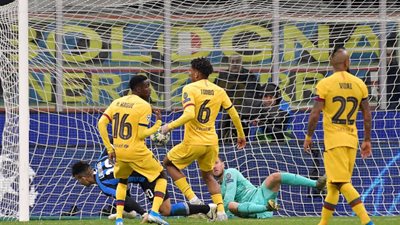 أهداف مباراة - إنتر ميلان 1 × 2 برشلونة