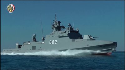 القوات البحرية تنفذ عدد من التدريبات البحرية بمسرح عمليات البحر المتوسط 