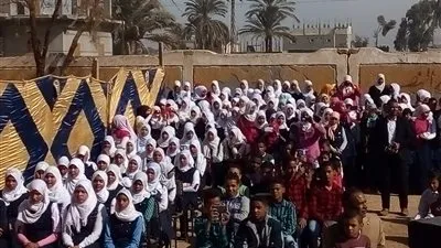 قافلة طبية ومركز ثقافى وجوائز مالية لطلاب نجع حمادى