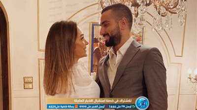 مفاجأة.. خطوبة محمد الشرنوبي على راندا رياض مديرة أعمال أنغام (صور)