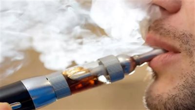رئيس جمعية مكافحة التدخين يكشف كارثة عن السجائر الإلكترونية في مصر (فيديو)