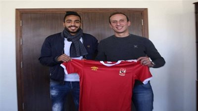 شاهد.. الأهلي يقدم صفقته الجديدة بفيديو 