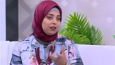 تعرف على تفسير ودلالات رؤية الضابط والدكتور والمحامي والمدرس في المنام (فيديو)