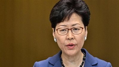 الرئيس الصيني يتعهد بدعم زعيمة هونج كونج خلال 