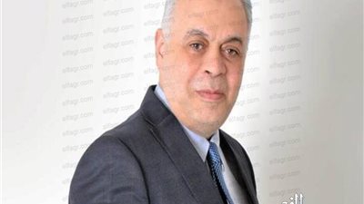 أشرف زكي لـ