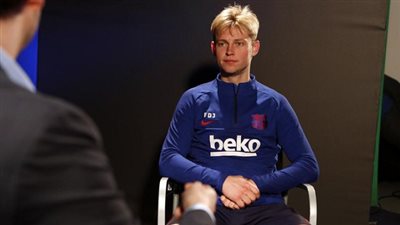 دي يونج: لا يمكن ألا تتوتر أمام ميسي وريال مدريد