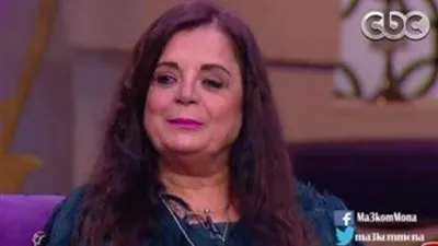 أرملة سامي العدل عن فترة حملها: أحمد زكي كان بيقولي انتي بالعة زتونة