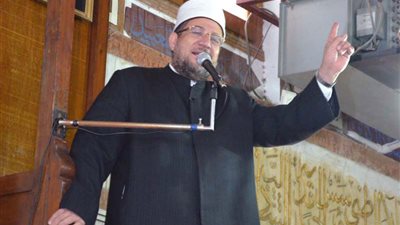 وزير الأوقاف لـ الشباب: كما تعمل الدولة على تمكينكم 'عليكم واجبات'