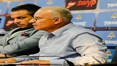 قبل ضربة البداية له مع بيراميدز.. ماذا قدم عبد العزيز عبد الشافي خلال مسيرته التدريبية مع الأهلي؟