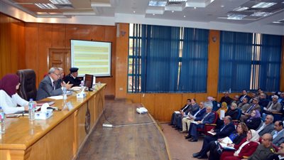 محافظ القليوبية: قطع الكهرباء والمرافق عن العشوائيات وتسمية كافة الشوارع وترقيمها (صور)