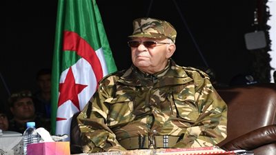 الجزائر تعلن الحداد بعد وفاة قايد صالح رئيس أركان الجيش الجزائري