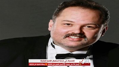 شاهد.. محمد عبد العزيز ونجوم الفن يحتفلون بالكريسماس (صورة)