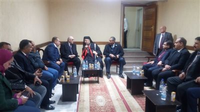 الأنبا ابراهيم اسحق يستقبل المهنئين بعيد الميلاد