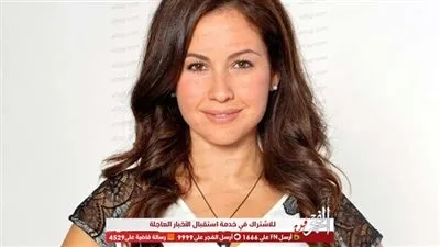 في عيد الميلاد.. ريا أبي راشد تحتفل بشجرة كريسماس (صورة)