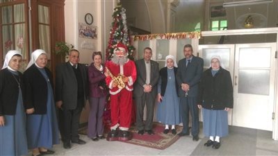 مدير إدارة الوايلى التعليمية يزور مدرسة القديس يوسف