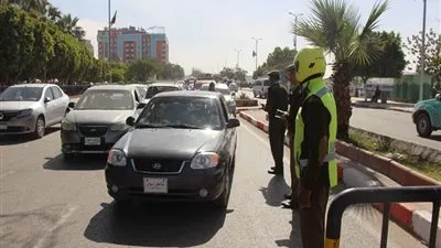 حملات مرورية بالجيزة لفحص السائقين متعاطي المخدرات 