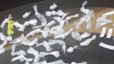 حبس عاطل بتهمة الاتجار في الهيروين بالوراق