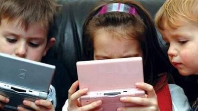 83 % من أولياء الأمور في مصر عاجزون عن تنظيم أنشطة أبنائهم الرقمية