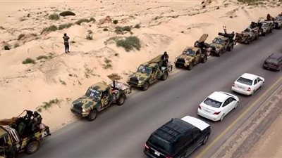 الجيش الليبي يعلن سيطرته على طريق المطار في طرابلس