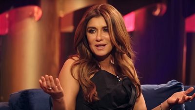 غادة عادل تكشف عن مفاجأة بشأن علاقتها بطليقها