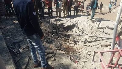التفاصيل الكاملة لهجوم صاروخي استهدف عرضا عسكريا في اليمن   