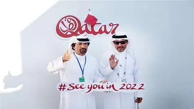 مسؤولون قطريون يسافرون إلى بريطانيا للقاء مشجعين مثليين