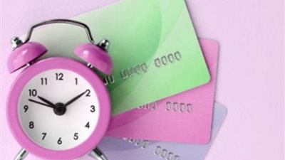 فيديوجراف.. 4 أسباب تؤدي إلى إيقاف بطاقة الائتمان