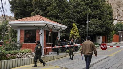 بوليفيا تطرد سفير المكسيك وتطالب برحيل دبلوماسيين إسبانيين