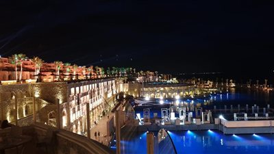 يتابعه مليار شخص حول العالم.. شاهد الاستعدادات النهائية لحفل 