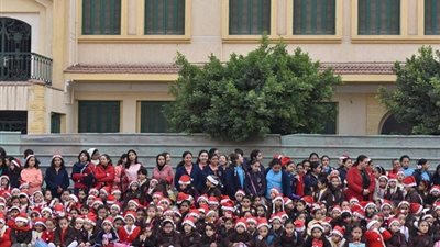 مدرسة العائلة المقدسة بالمنصورة تحتفل بأعياد الكريسماس