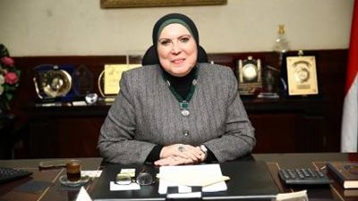 مصنعون يشيدون بـ