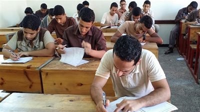 جدول امتحانات الصف الثاني الثانوي وموعد الاختبارات النهائي 