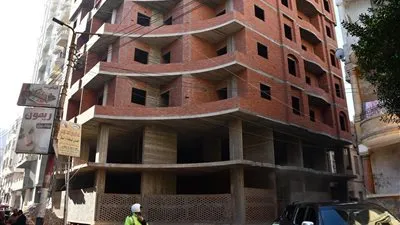 محافظ الفيوم يتفقد أعمال إزالة 4 طوابق مخالفة بمنشأة لطف الله (صور)