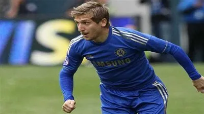 عاجل.. الأهلي يتعاقد مع نجم تشيلسي السابق 