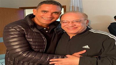 هكذا علق صلاح عبد الله على صورته مع أمير كرارة 