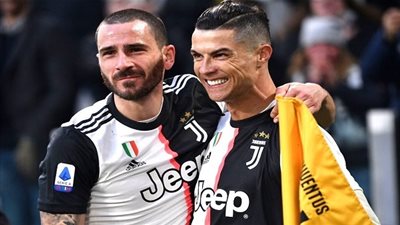 يوفنتوس ضد كالياري 0/4 في الدوري الإيطالي 