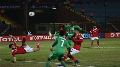 بعثة الأهلي تطير إلى زيمبابوي فجر غد