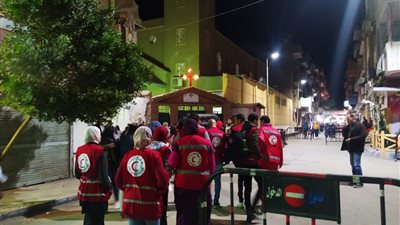 الهلال الأحمر بالسويس يدفع بـ 3 فرق طوارئ لتأمين احتفالات عيد الميلاد بالكنائس